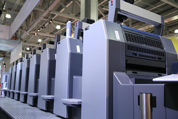 A line of offset printers
